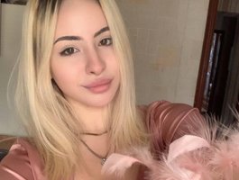 Bella-crazyy live stream preview