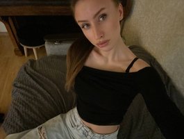 EllieRough live cam