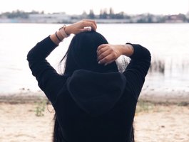 LiaVarel live stream preview